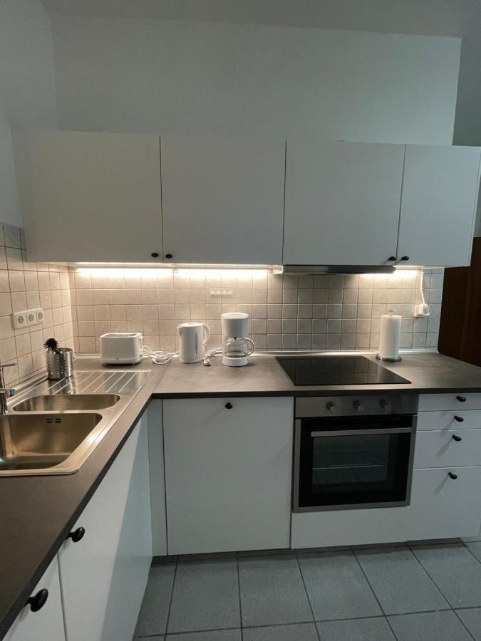 Comfortable Shared Apartment With Private Room In فيسيلينغ المظهر الخارجي الصورة